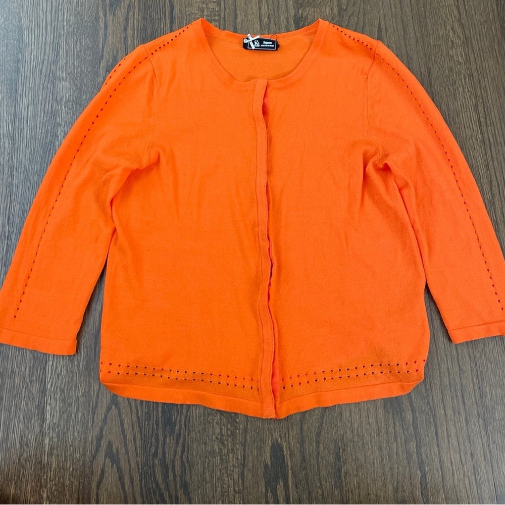 orange sweater